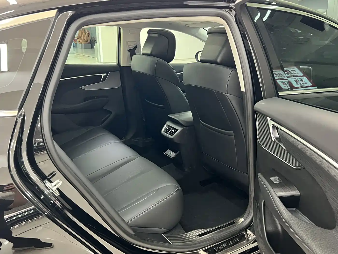 Buick LaCrosse 2025 2025 Model 28T Platinum Edition