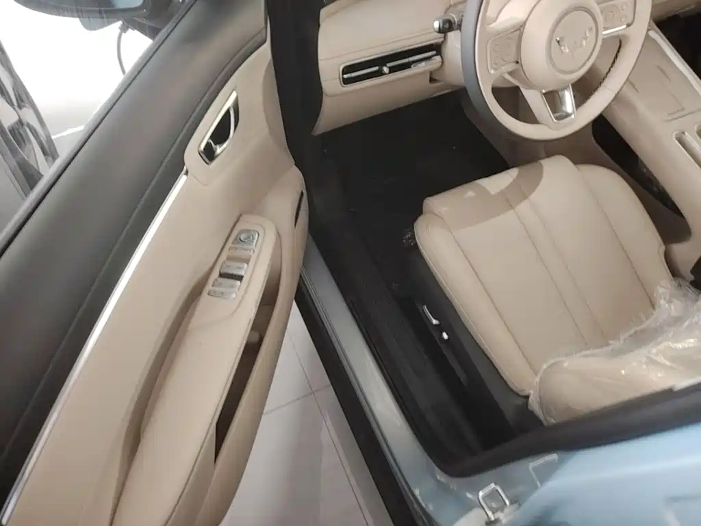 Wuling Motors Wuling Bingo S 2026 2025 Model Base Version