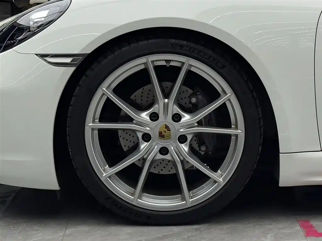 Porsche 718 2022 Boxster 2.0T фото 4