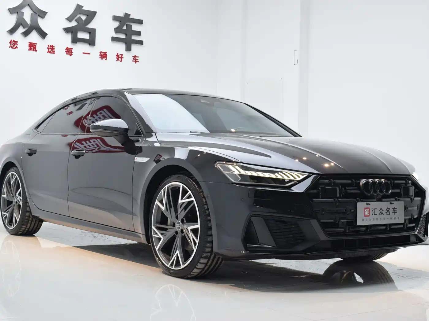 Audi A7L 2024 45 TFSI quattro S-line Black Warrior Edition фото 3