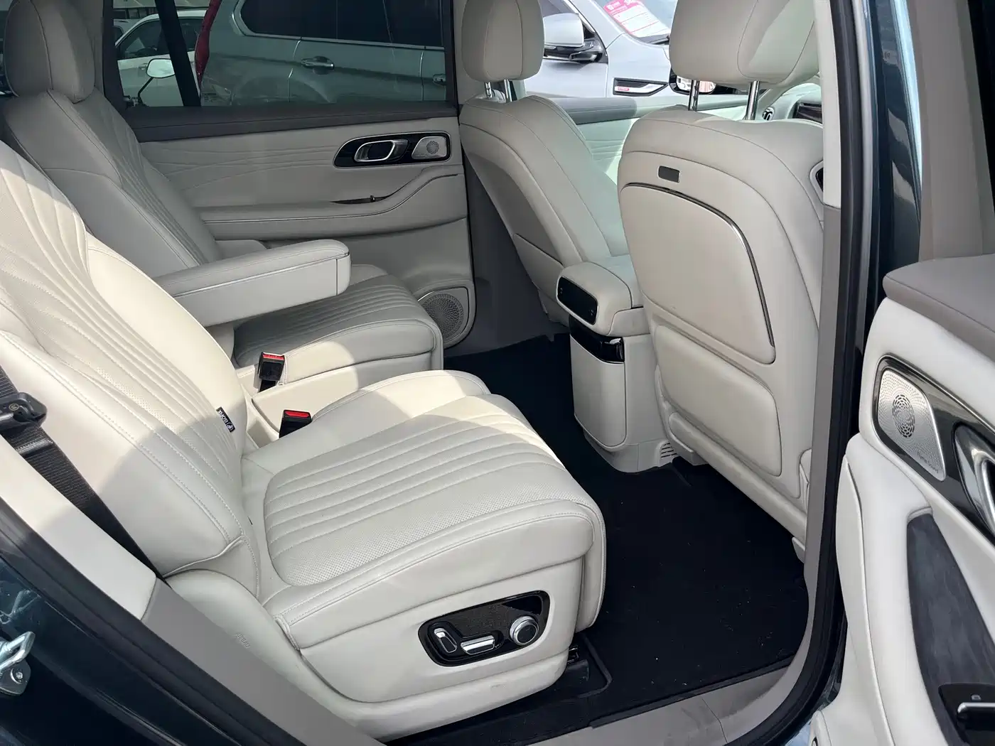 Фото 12 - Geely Galaxy Galaxy M9