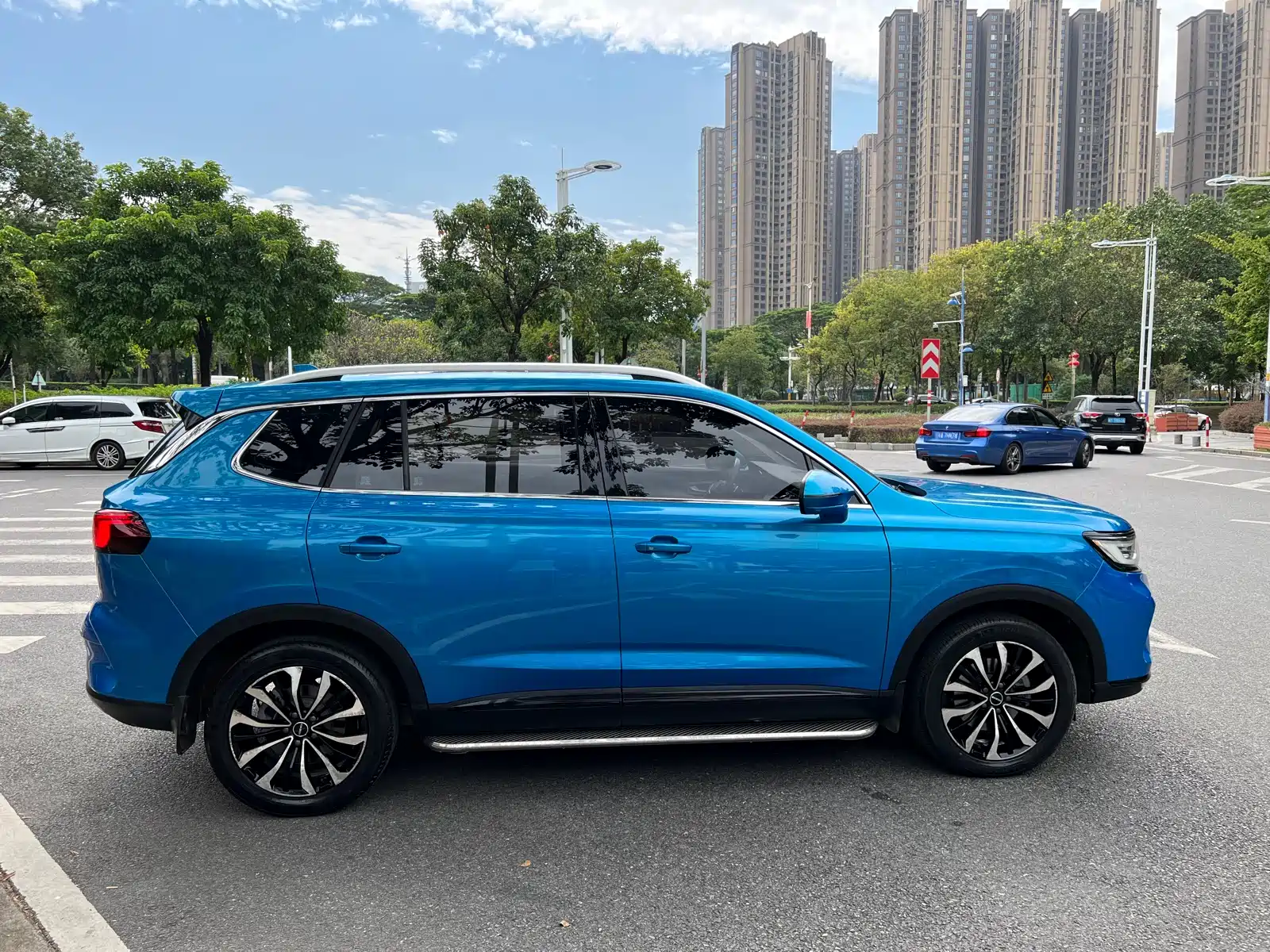 Фото 5 - Roewe RX5 MAX