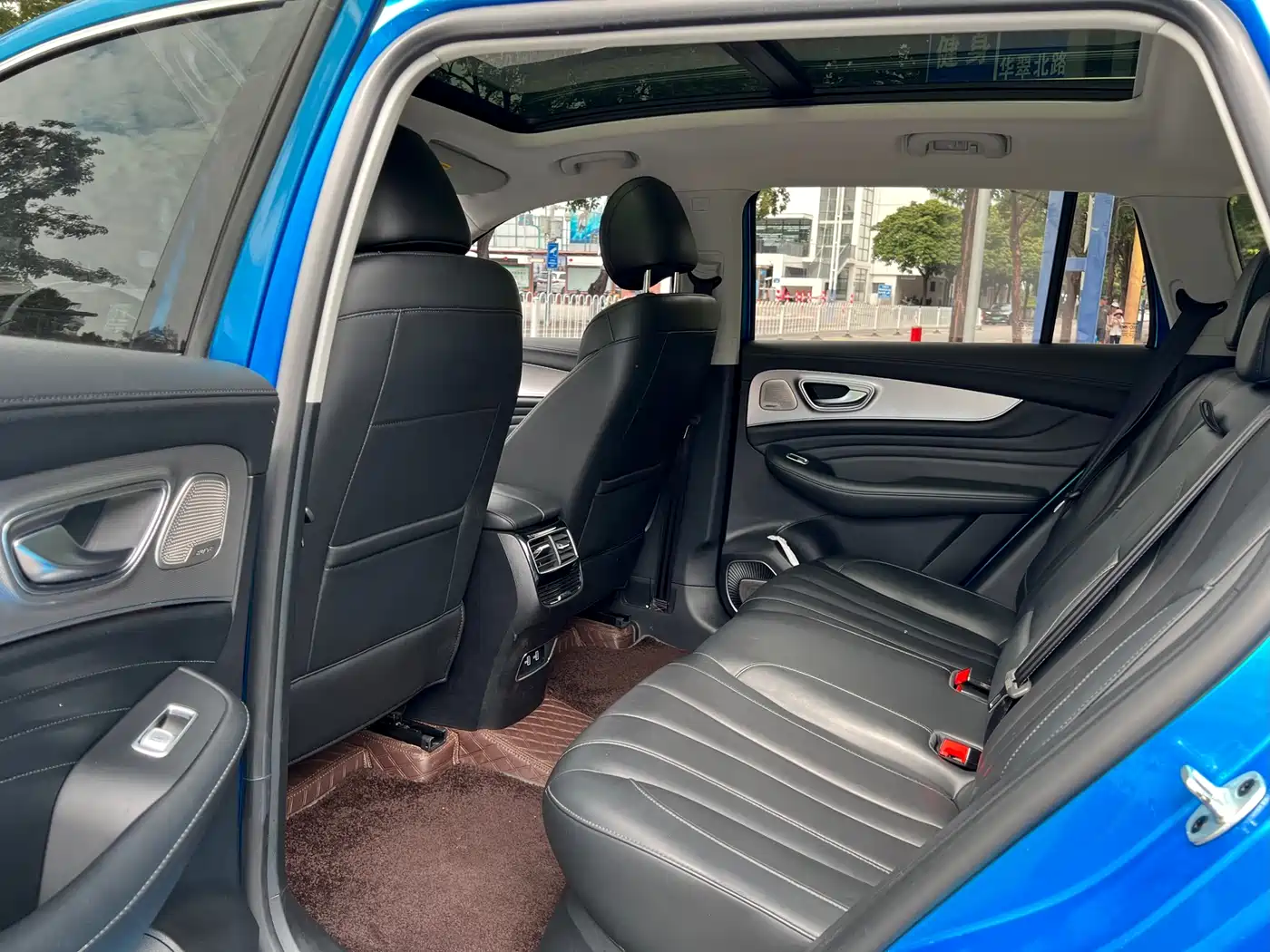 Roewe RX5 MAX 2022 2021 Supreme Series 400TGI Automatic Smart Cabin Premium Edition