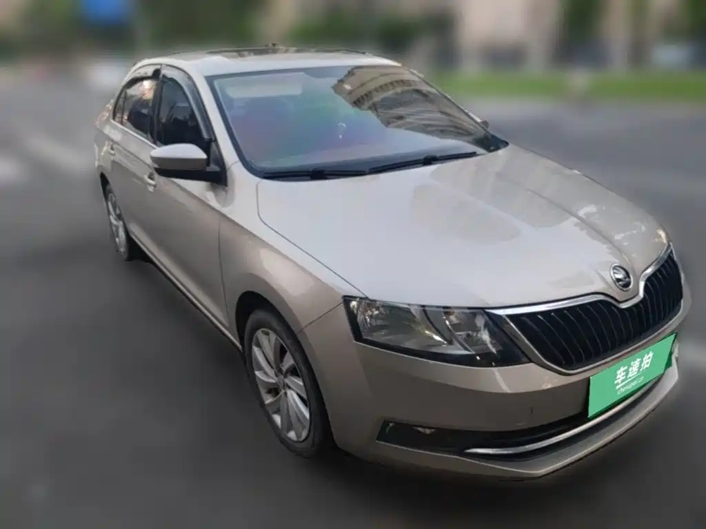Photo 26 - Škoda Rapid