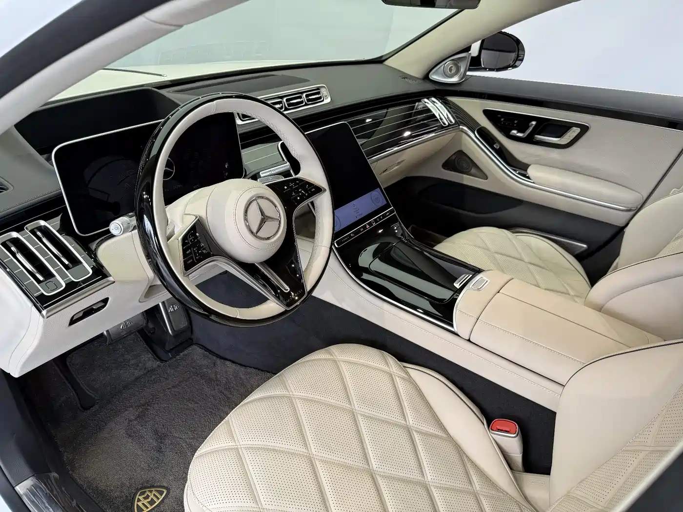 Mercedes-Benz Maybach S-Class 2025 Model S 580 4MATIC фото 8