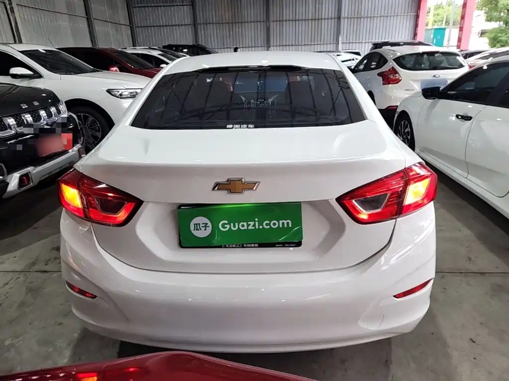 Chevrolet Cruze 2018 2018 320 Automatic Pioneer Sunroof Edition