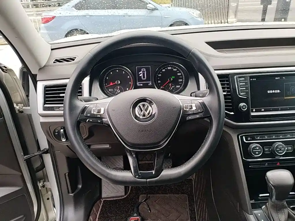 Фото 11 - Volkswagen Teramont