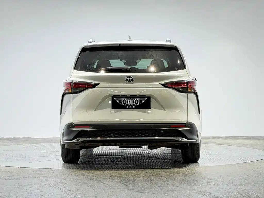 Toyota Granvia 2024 2023 2.5L Hybrid Comfort Edition