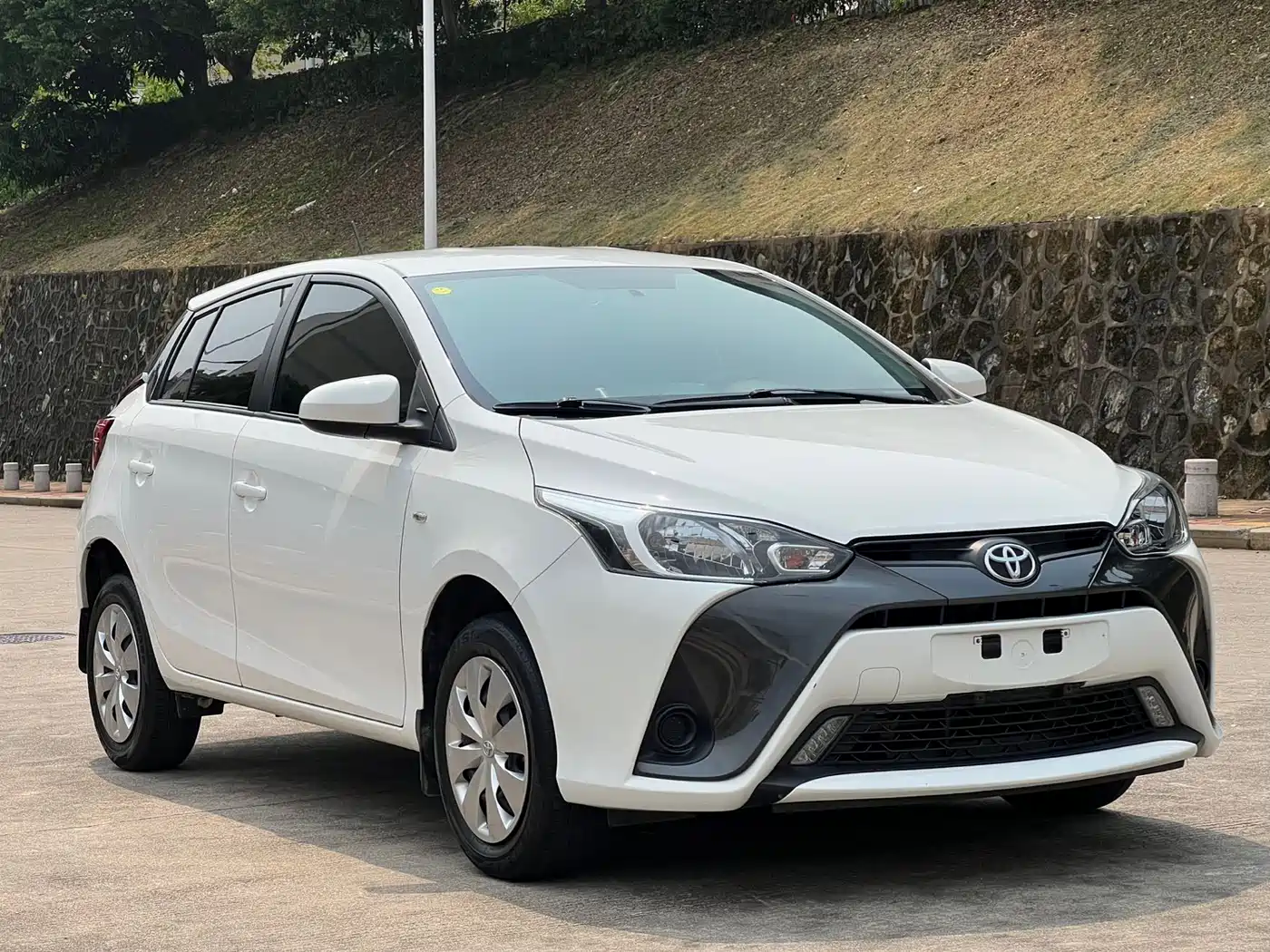 Toyota YARiS L Zhi Xuan 2022 Zhi Xuan X 1.5L CVT Leading PLUS Edition фото 3