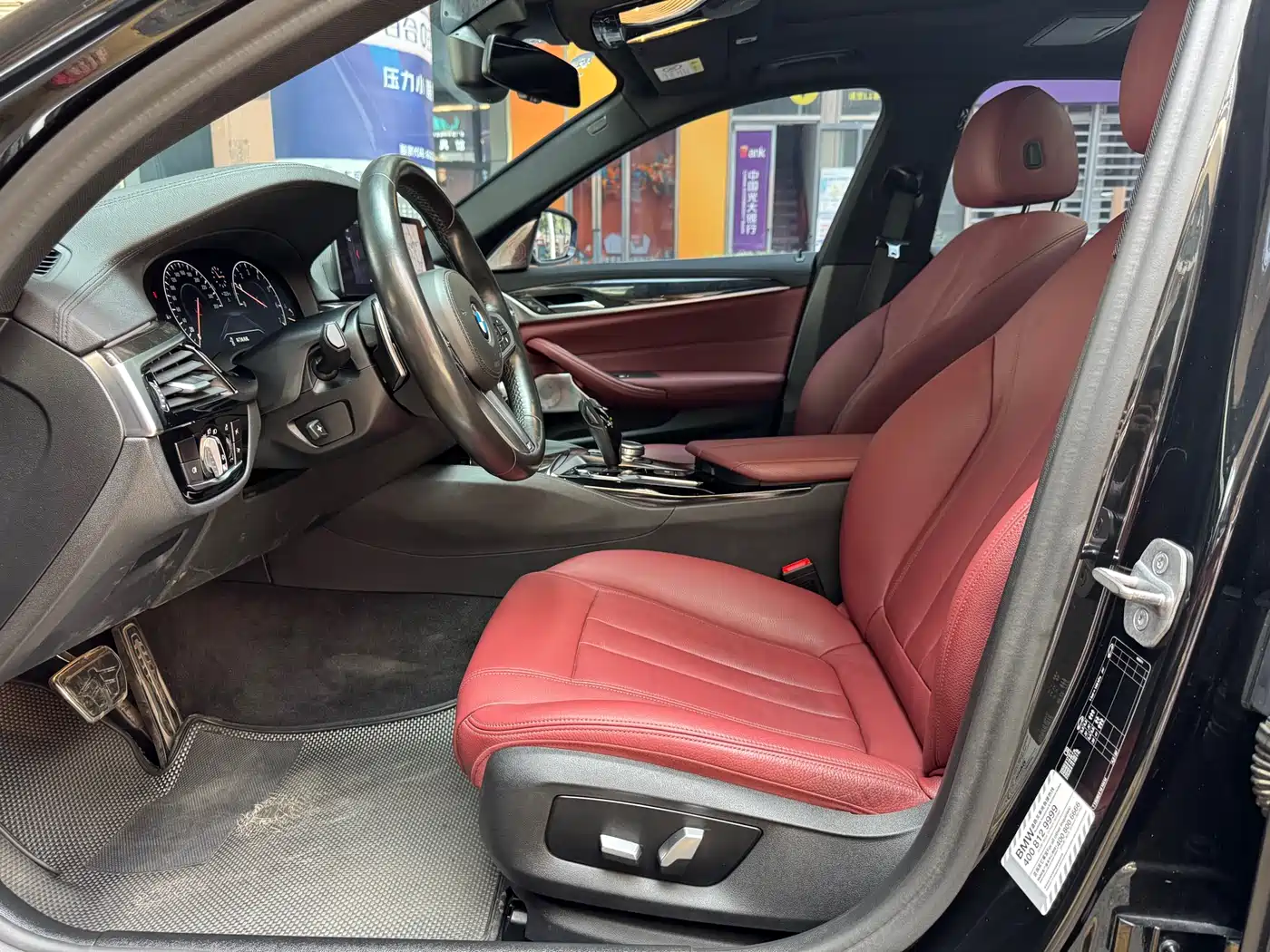 BMW 5 Series 2019 Facelift 530Li Leading M Sport Package фото 14