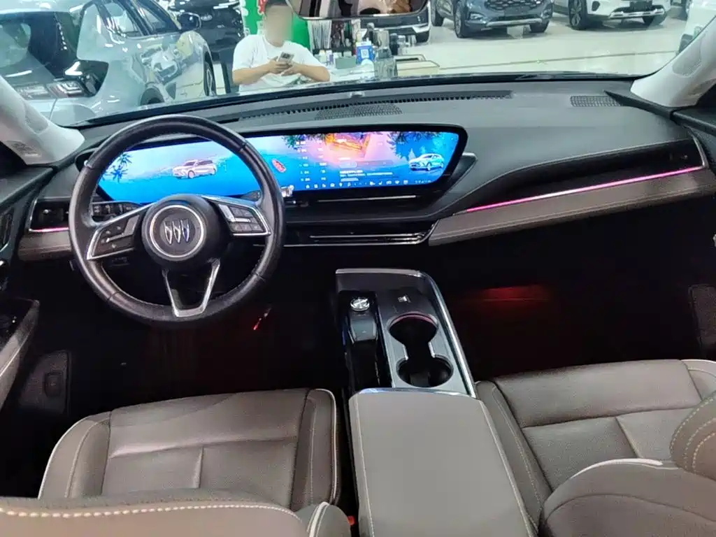 Buick E5 2025 2023 Premium Standard Range Edition