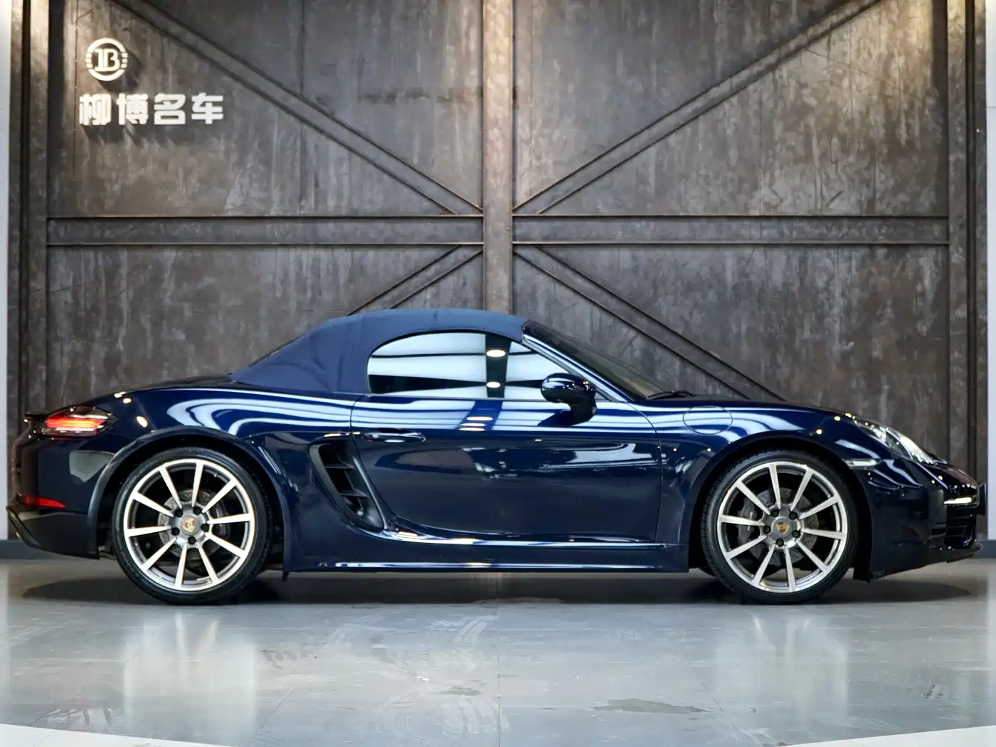 Porsche 718 2018 Boxster 2.0T фото 4