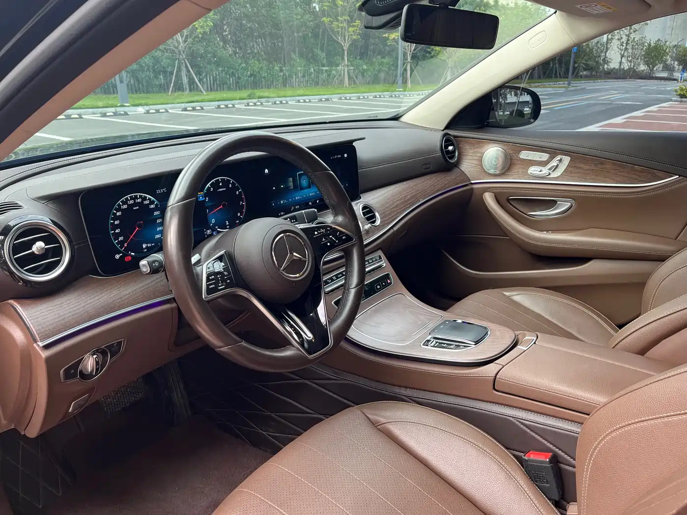 Mercedes-Benz E-Class 2023 E 300 L Luxury фото 4