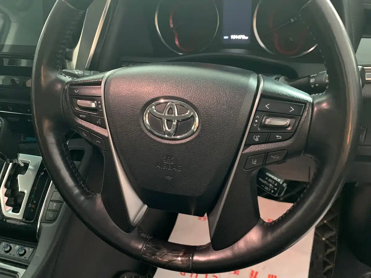 Toyota Alphard 2019 Hybrid 2.5L Premium Edition фото 11