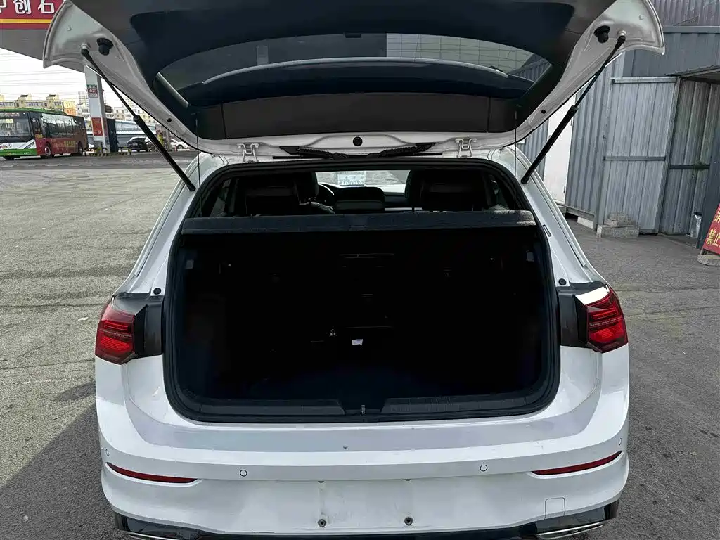 Volkswagen Golf 2021 280TSI DSG R-Line фото 15