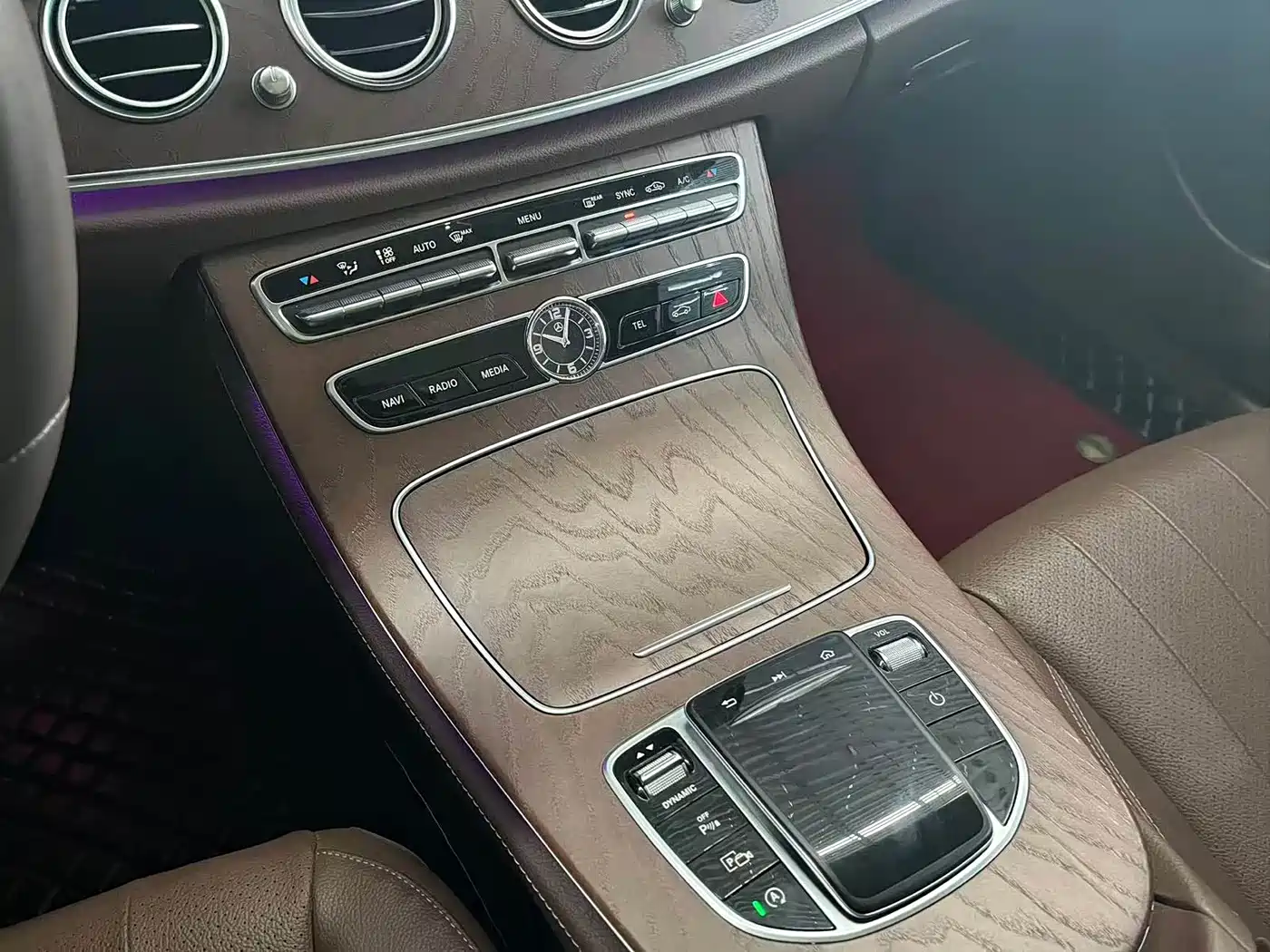 Mercedes-Benz E-Class 2020 E 300 L Fashion фото 15