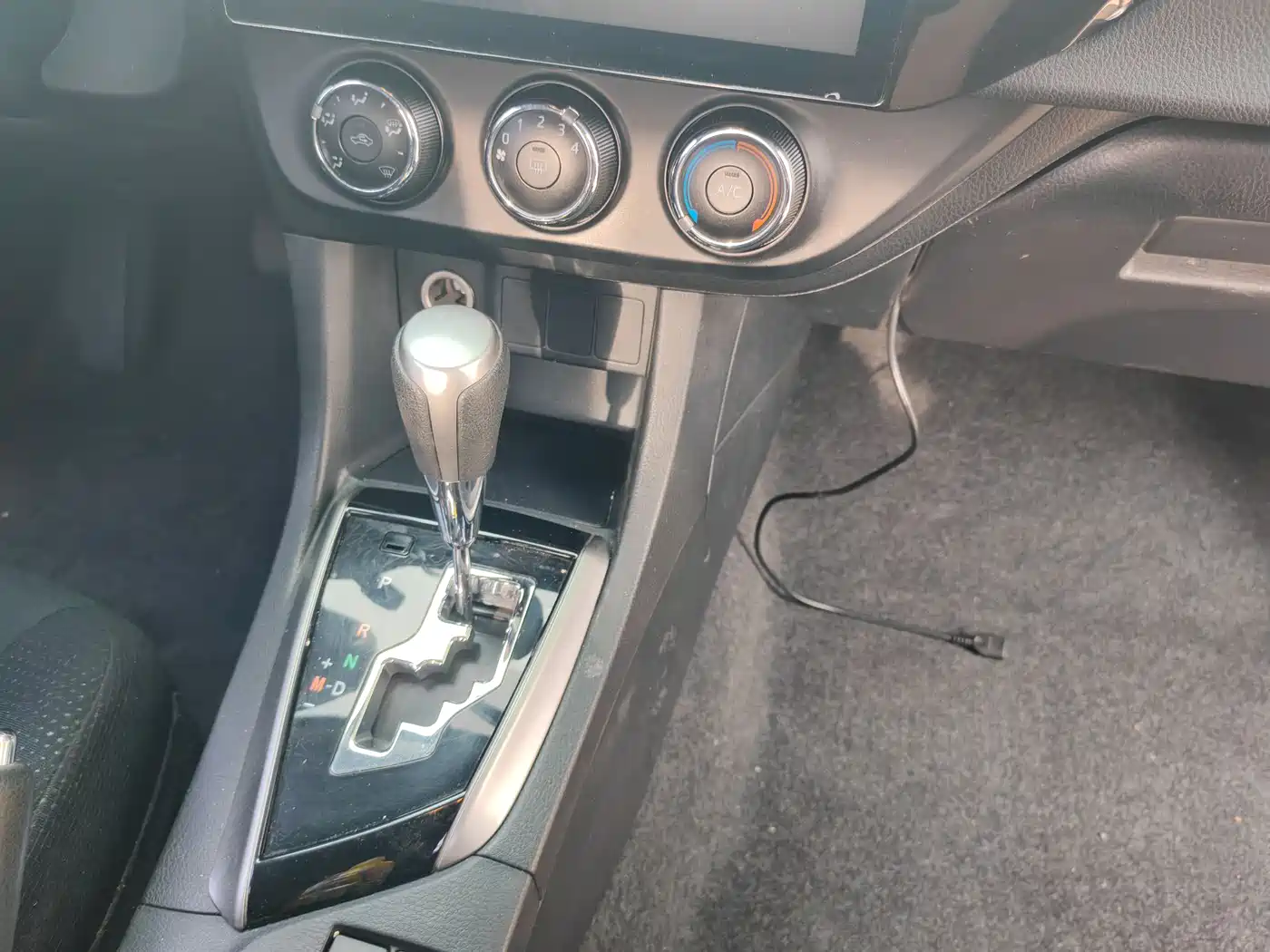 Toyota Levin 2016 1.6G CVT Elite Edition фото 6