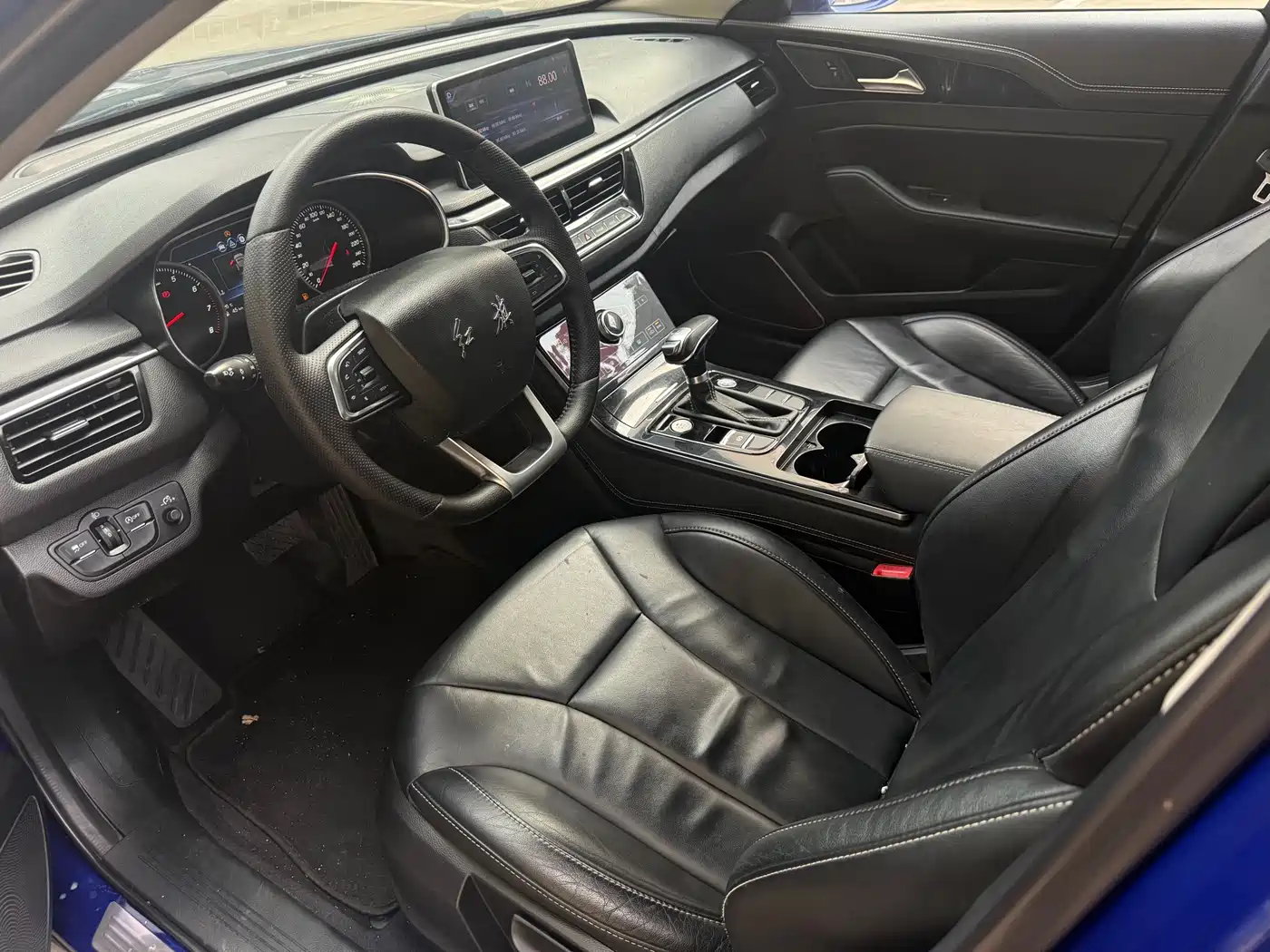 Hongqi H5 2018 30TD Dynamic Edition фото 4