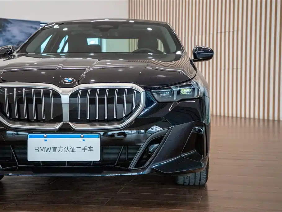 BMW 5 Series (Import) 2025 2024 Model 525i M Sport Package