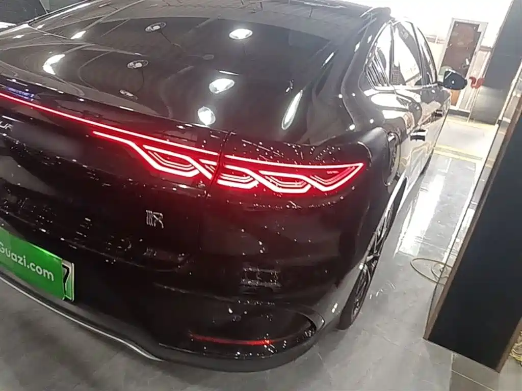 BYD Han 2025 DM-i 125KM Premium фото 8