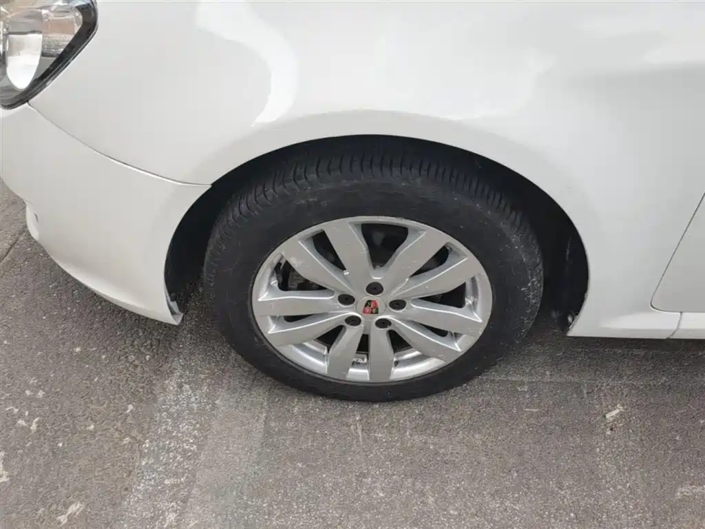 Roewe 350 2017 2015 Model 1.5L Automatic Luxury Sunroof Edition