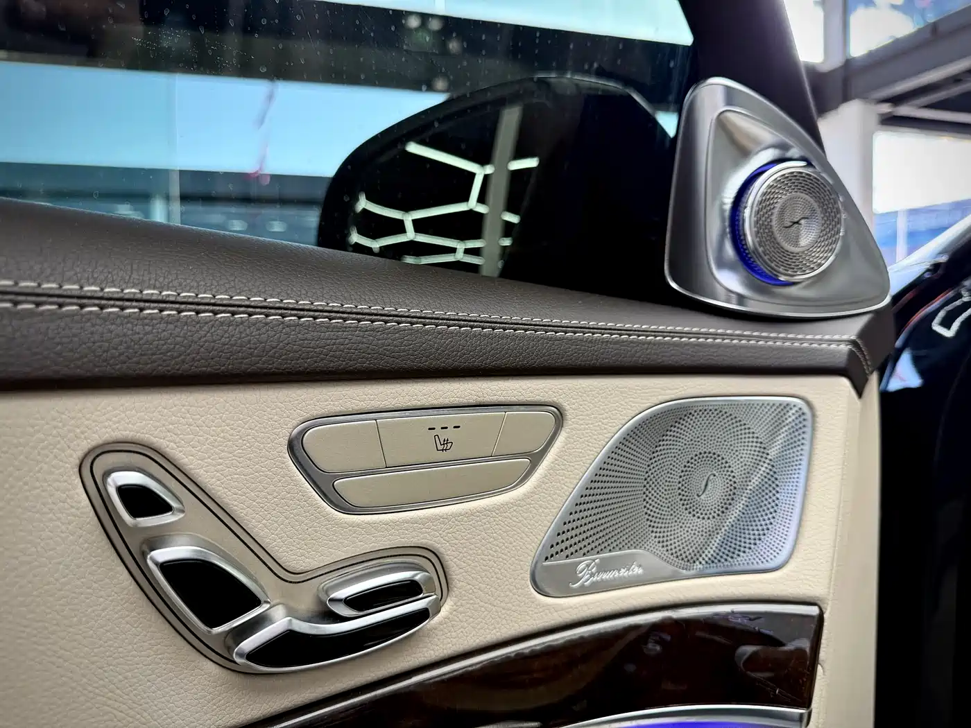 Mercedes-Benz S-Class 2019 S 350 L Premium Ultimate Edition фото 9