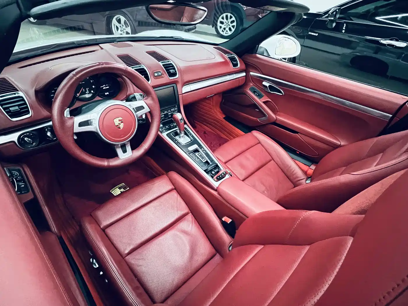 Porsche Boxster 2015 Boxster Style Edition 2.7L фото 2