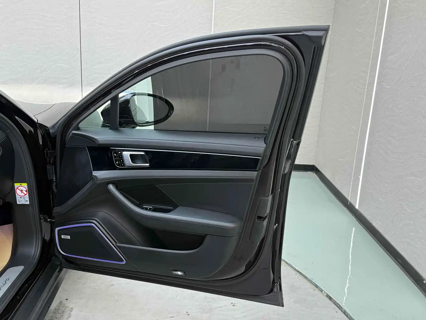 Porsche Panamera 2017 Panamera 3.0T фото 26