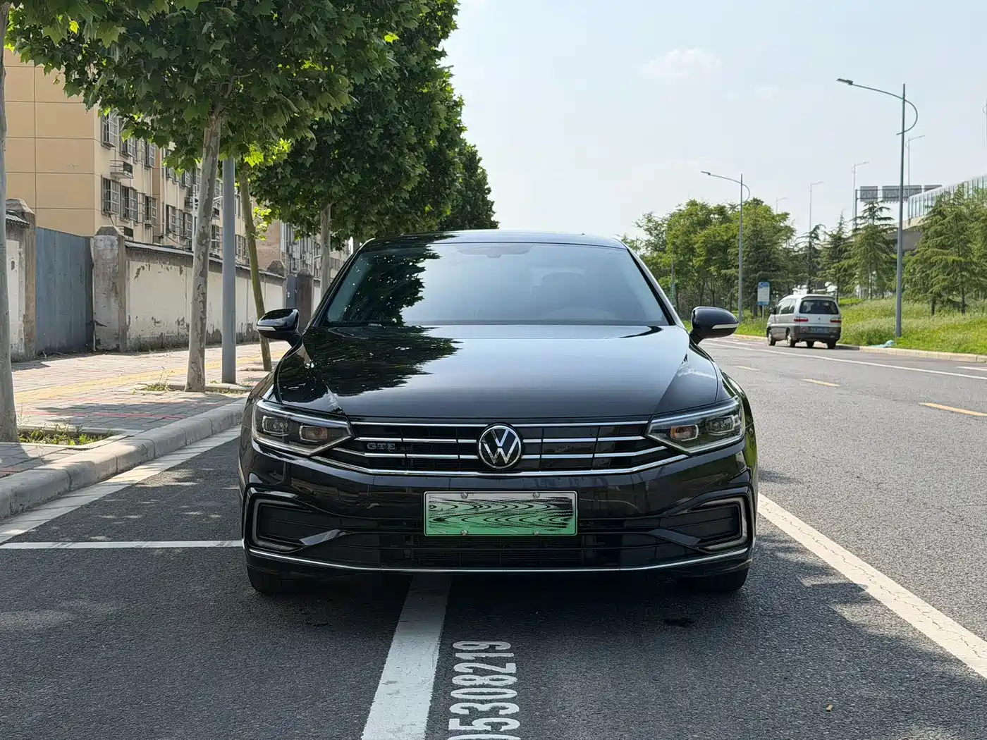 Volkswagen Magotan GTE Plug-in Hybrid 2022 GTE Luxury фото 2