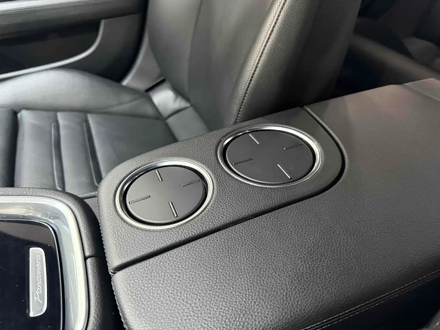 Porsche Panamera 2017 Panamera 3.0T фото 11