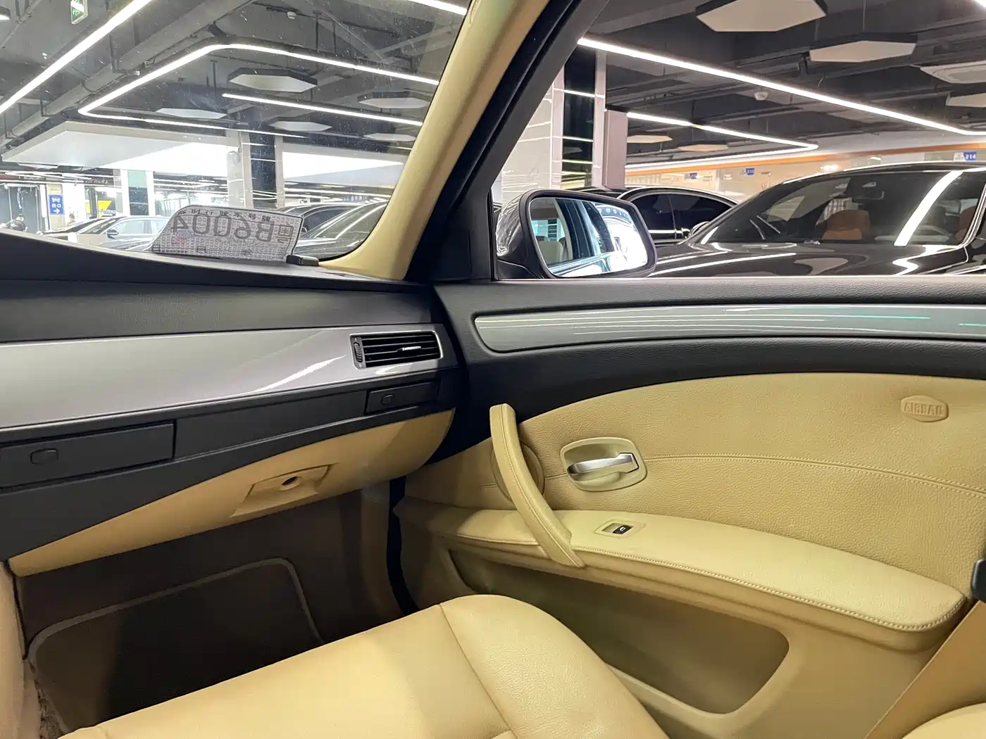 BMW 5 Series 2009 520Li Premium фото 21