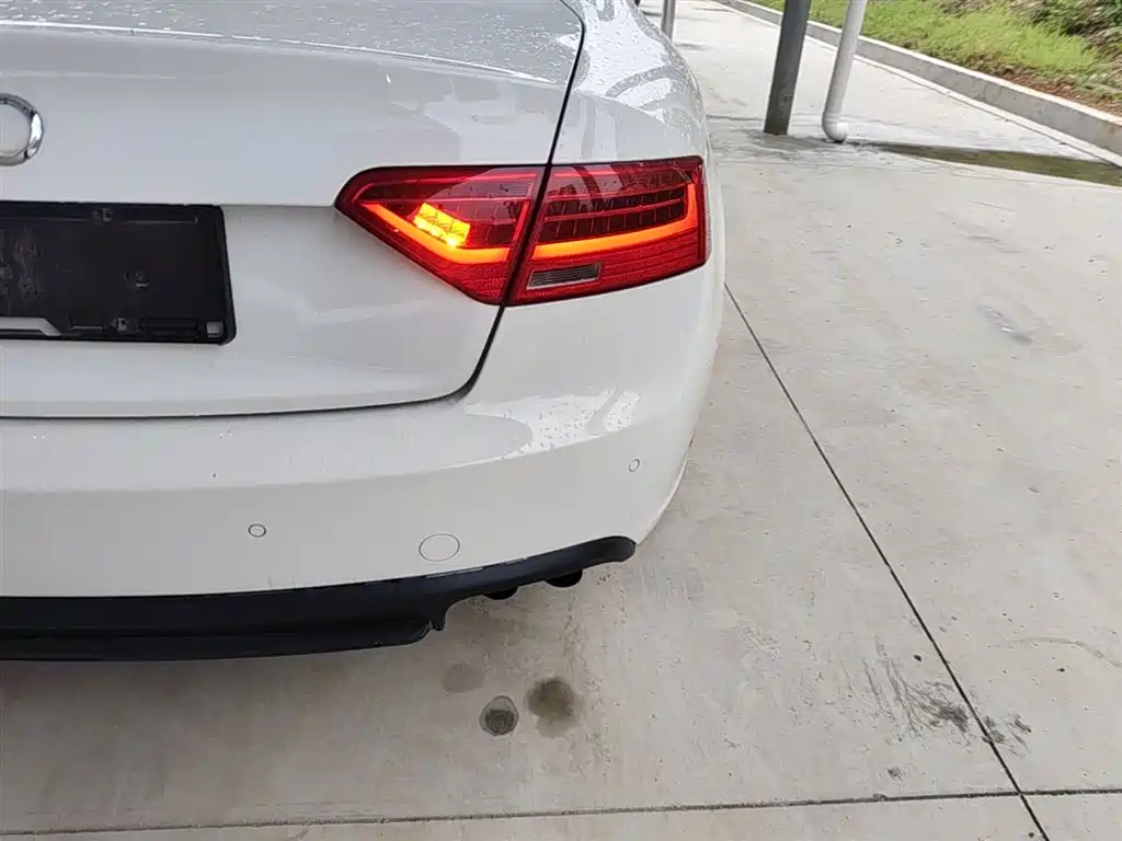 Audi A5 (Import) 2014 Coupe 45 TFSI фото 8