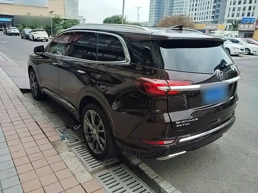Photo 5 - Buick Enclave