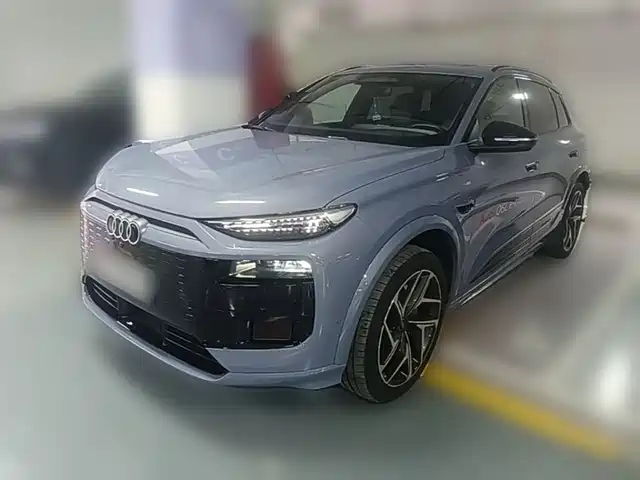 Audi Q6L e-tron 2025
