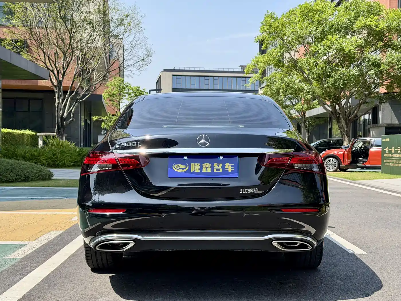 Mercedes-Benz E-Class 2022 E 300 L Fashion фото 24