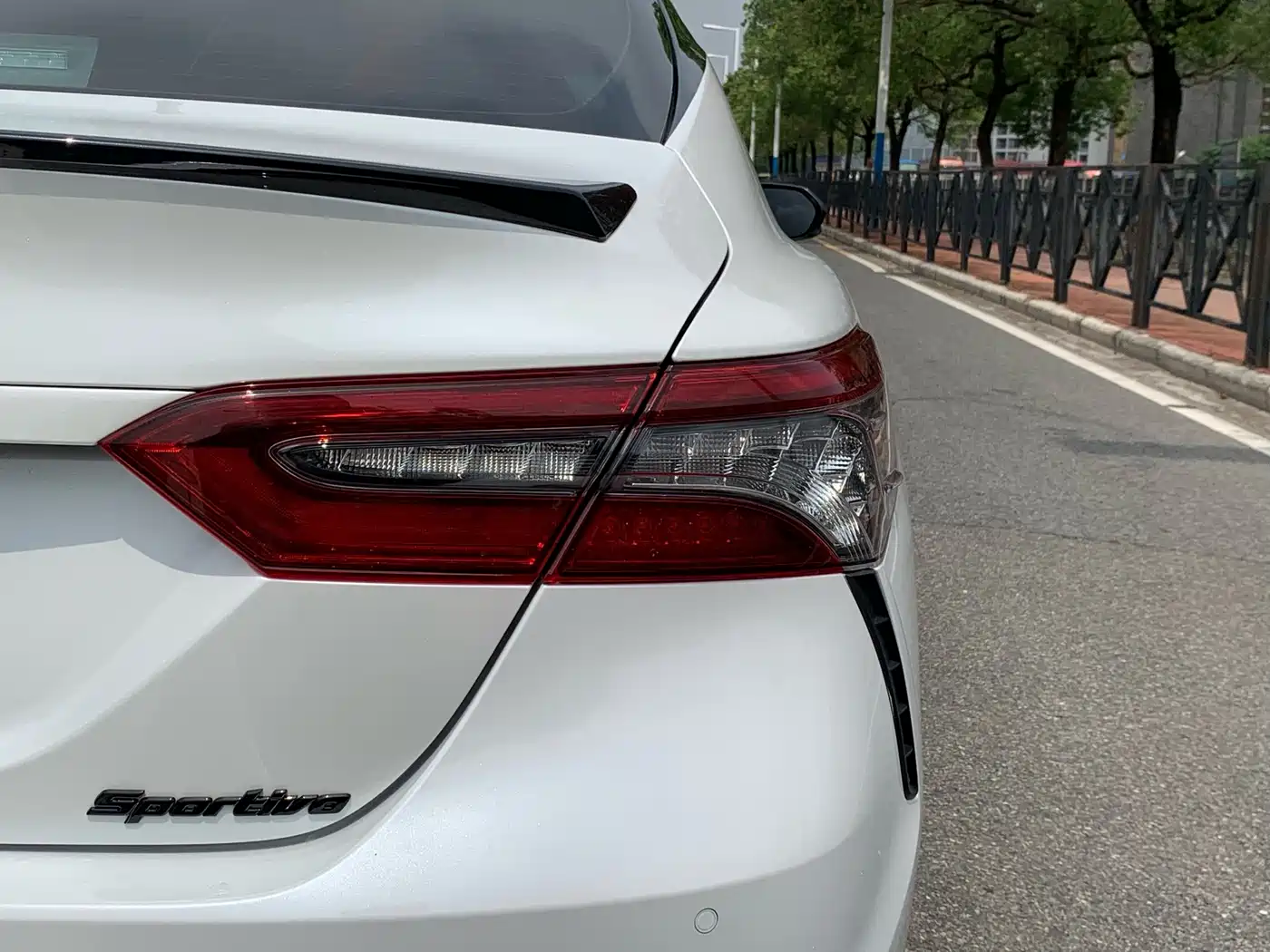 Toyota Camry 2023 2.0S Knight Edition фото 10