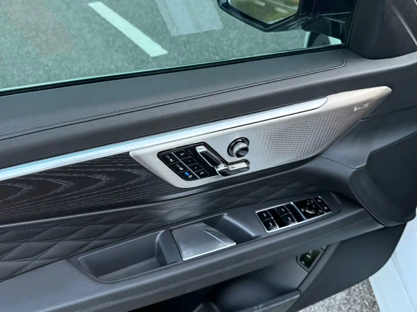 Cadillac CT6 2024 2023 28T Premium Model