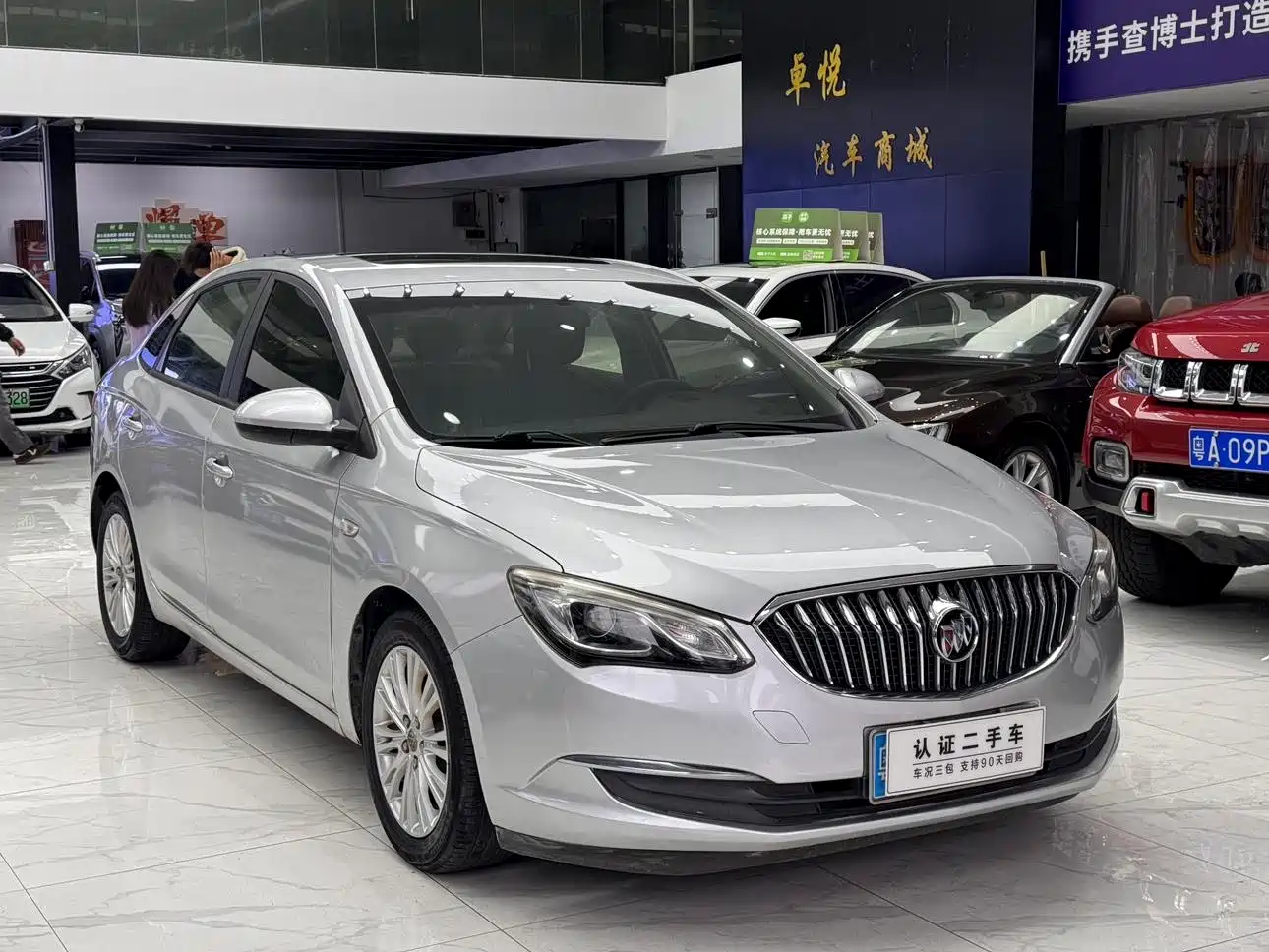 Buick Excelle 2015 15N Automatic Elite фото 7