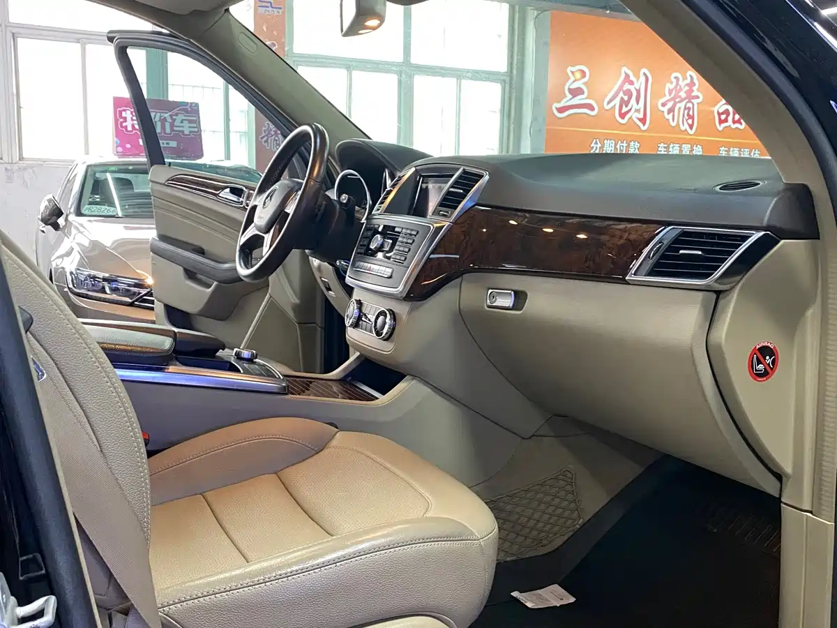 Mercedes-Benz M-Class 2014 ML 400 4MATIC Dynamic фото 11