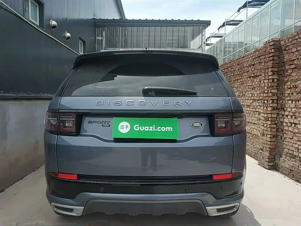 Land Rover Discovery Sport 2022 Model 249PS R-Dynamic SE Performance Tech Edition 5-Seater фото 6