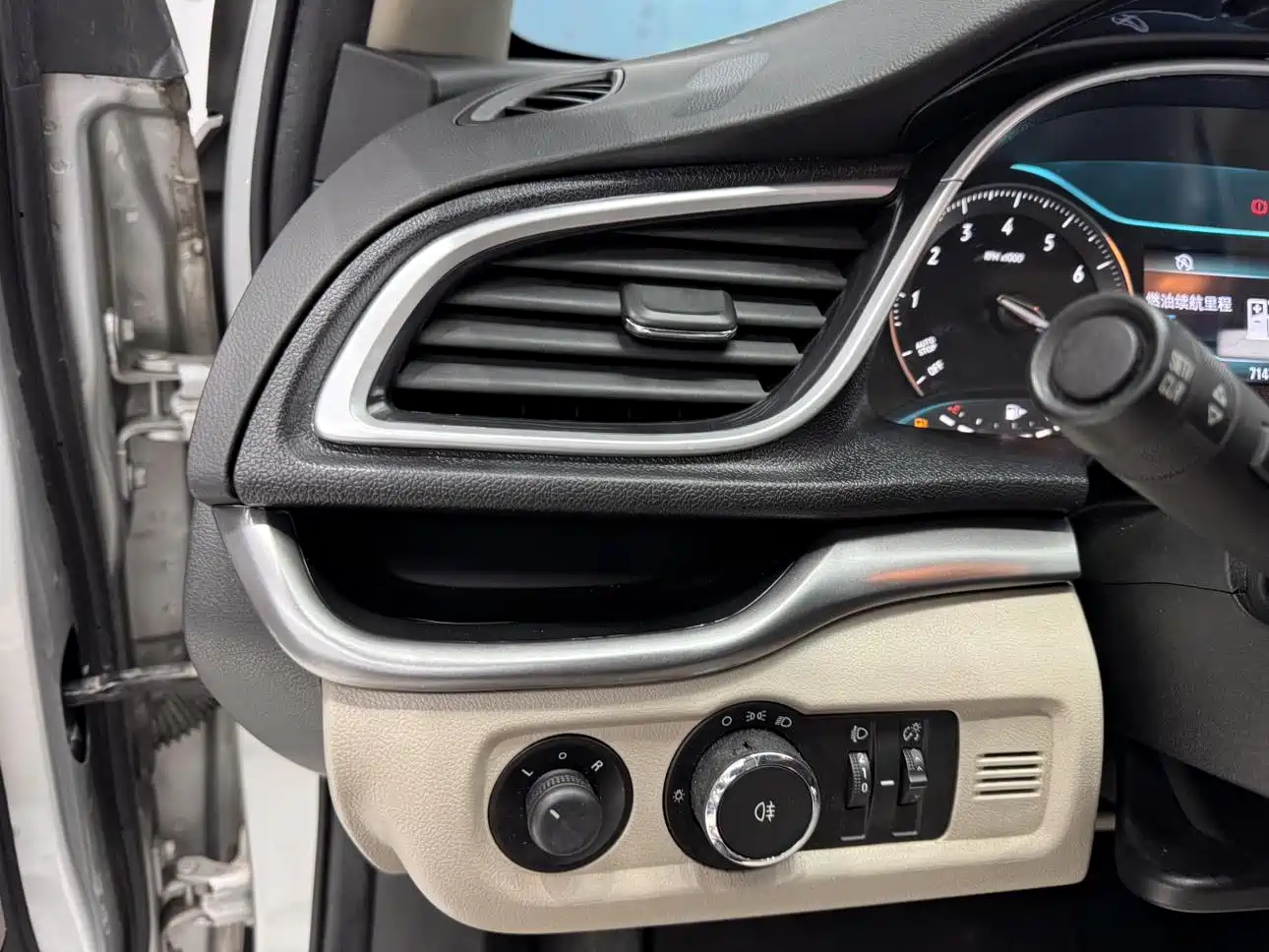 Buick Excelle 2015 15N Automatic Elite фото 14