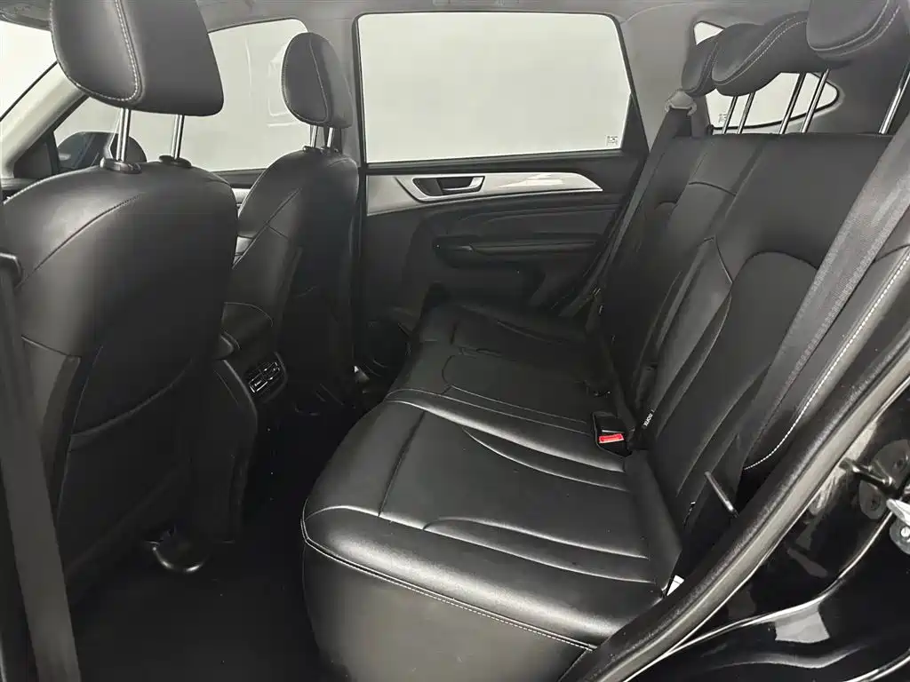 Haval M6 2021 PLUS 1.5T DCT Luxury Smart Connect фото 21