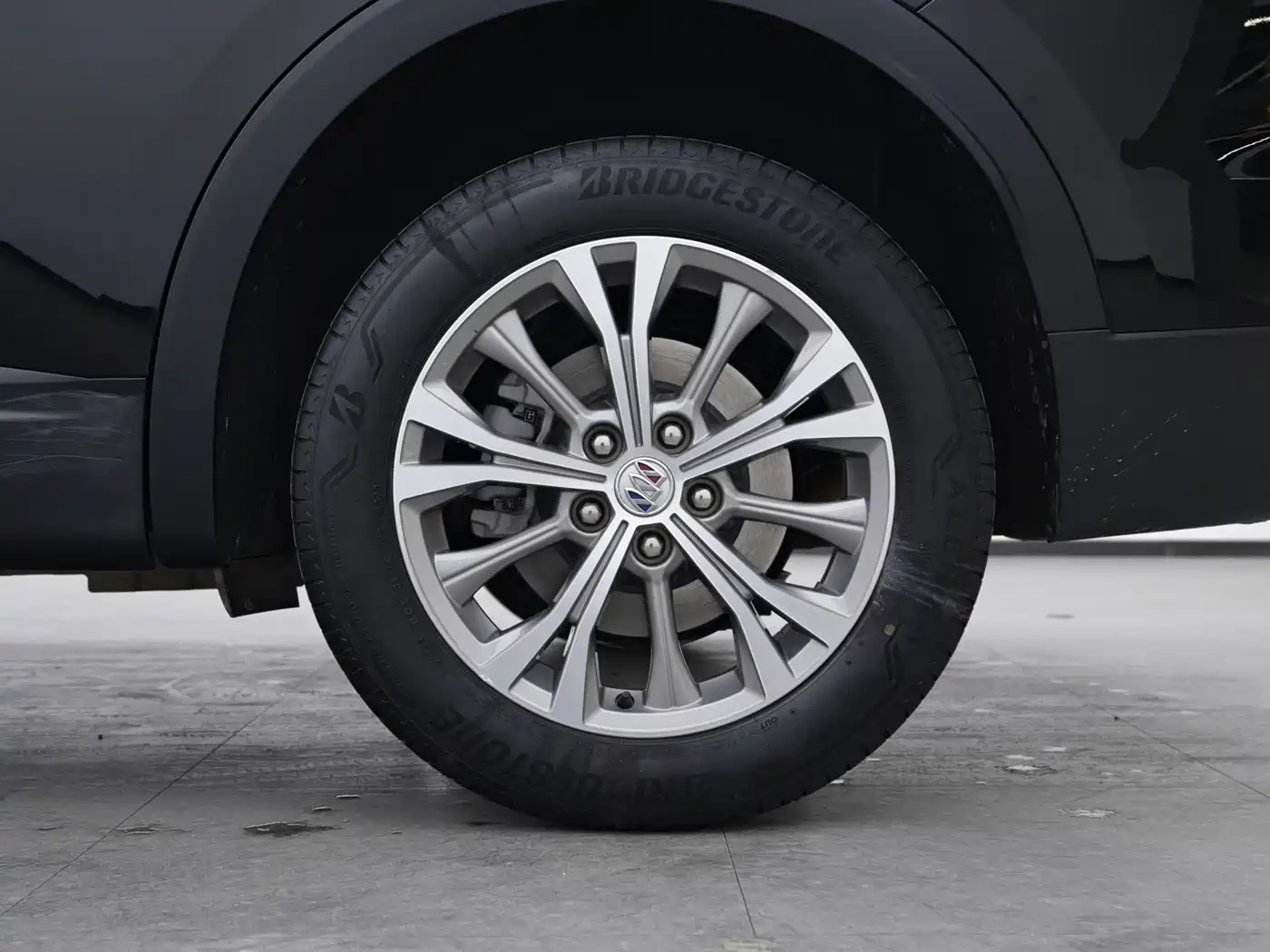 Buick Envision Plus 2023 Enclave Plus 652T 5-Seater AWD Luxury фото 30