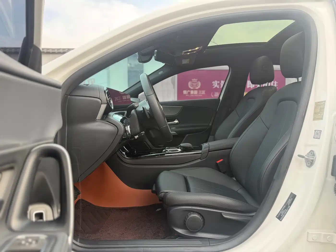 Mercedes-Benz A-Class 2022 A 180 L Sport Sedan фото 12