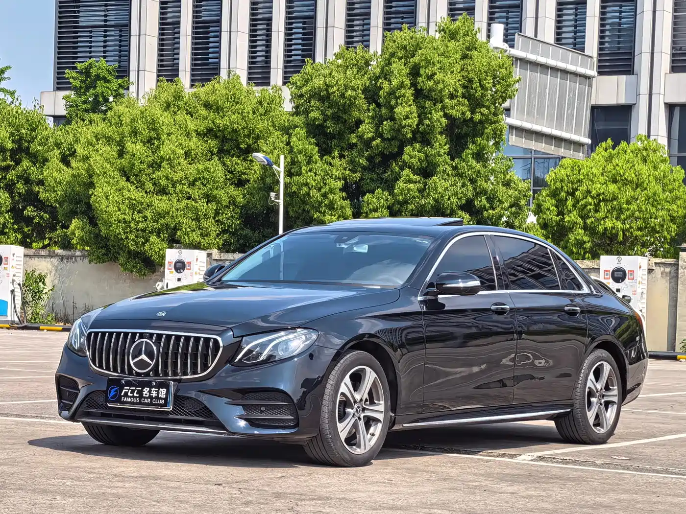 Mercedes-Benz E-Class 2019 E 260 L Sport
