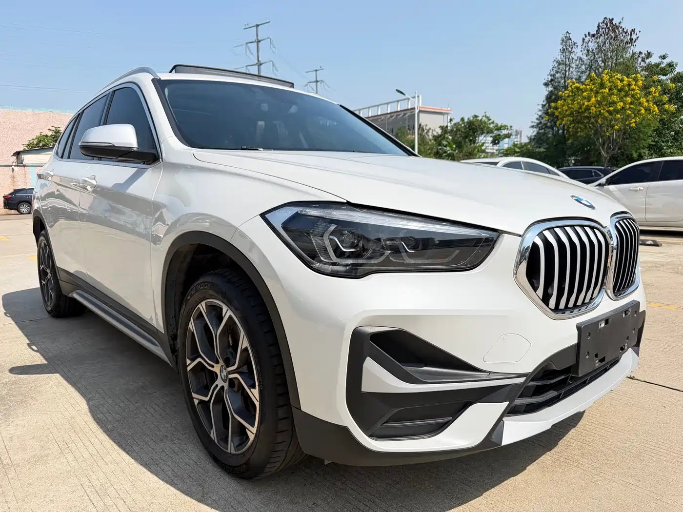 BMW X1 2022 sDrive20Li Premium фото 3