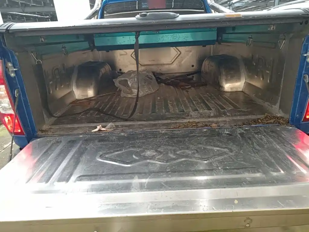 SAIC Maxus Maxus T70 2023 2021 2.0T Diesel Manual 4WD Elite Long Box High Chassis