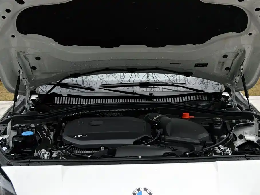BMW 2 Series 2025 225L M Sport Package фото 14