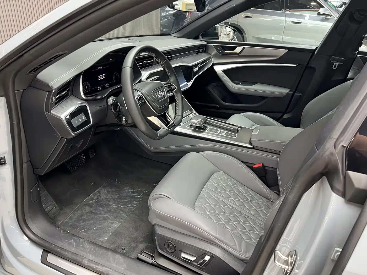 Audi A7L 2025 2024 45 TFSI quattro RS Kit Racing Edition
