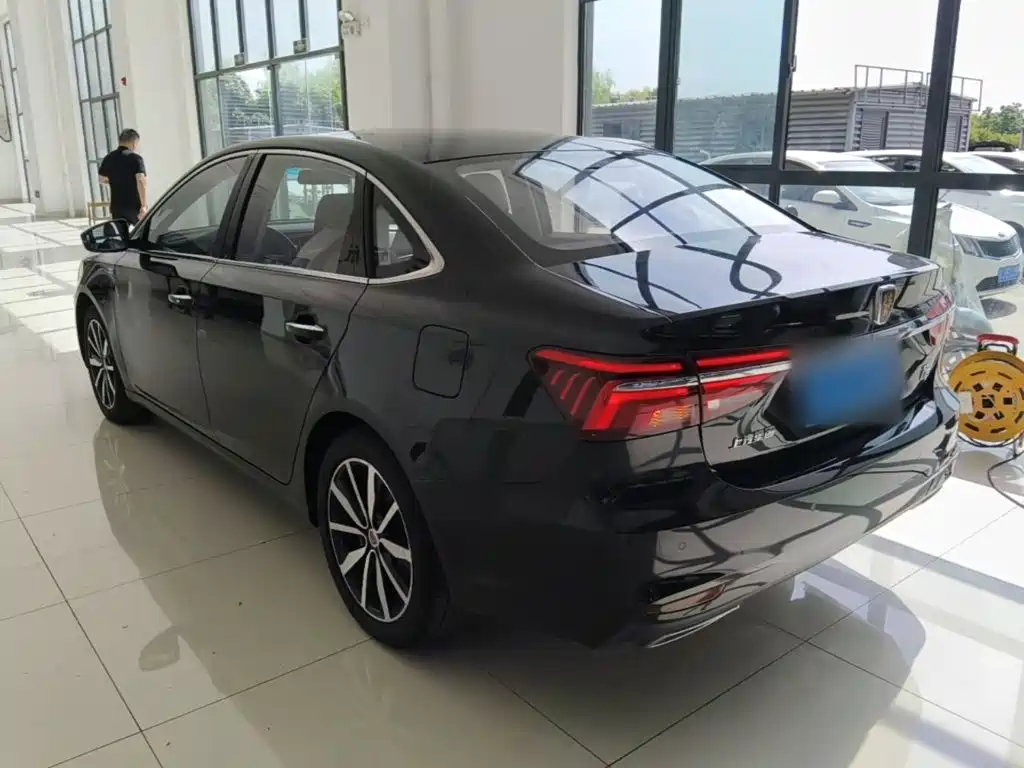 Roewe i6 2018 2018 20T Automatic Flagship Edition